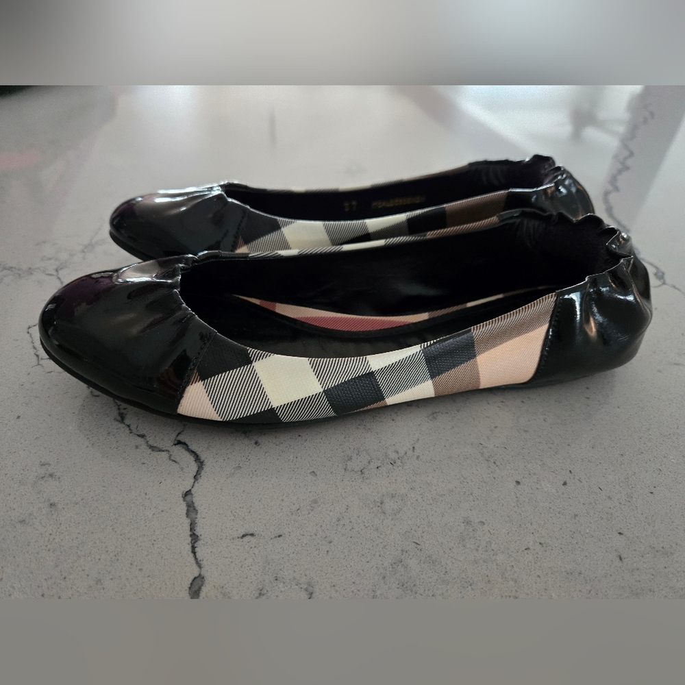Burberry Ballerina Flats - Picture 5 of 11